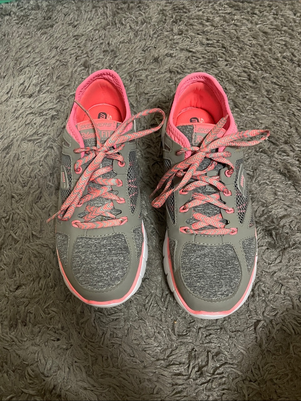 Sketchers woman’s memory foam shoes